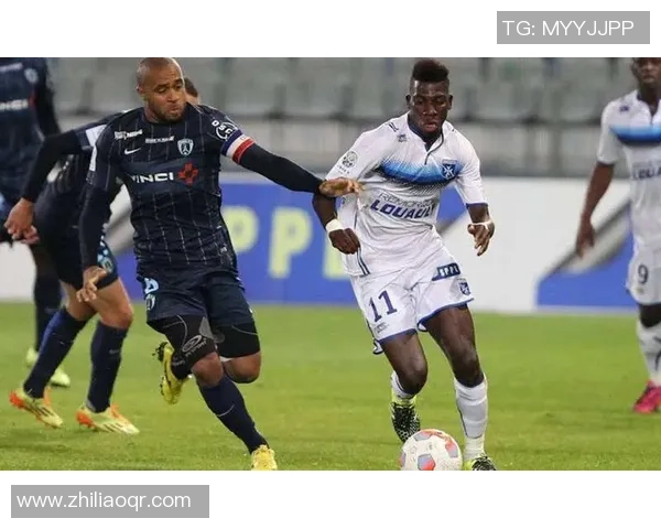 法乙联赛洛里昂与沙托鲁实力分析及对比探讨